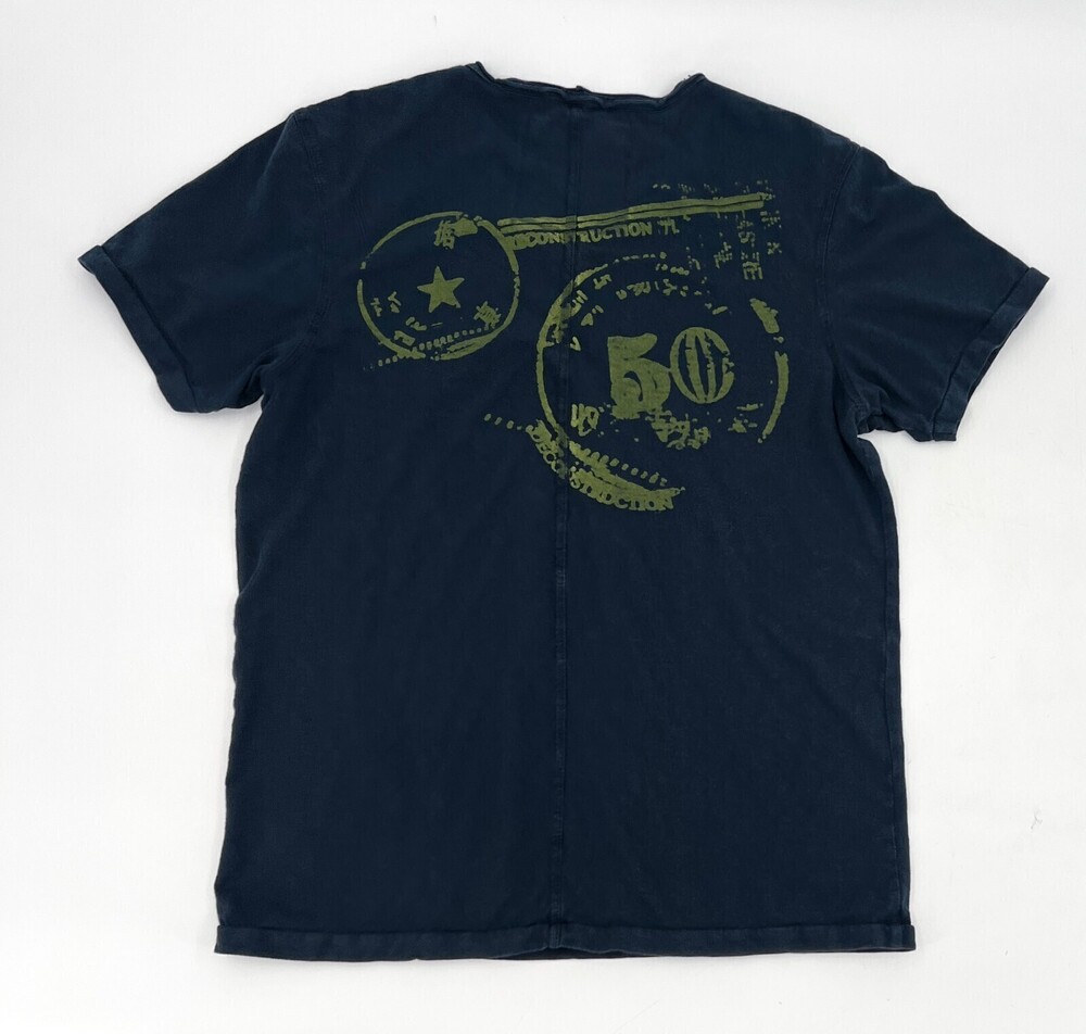 Guess Shirt Mens Small Navy T-Shrit Short Sleeve Graphic - Picture 2 of 10